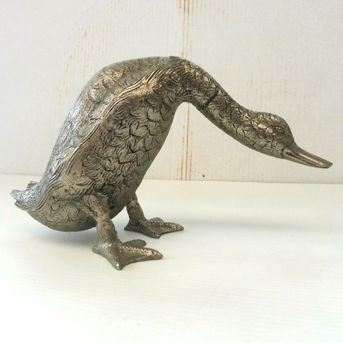 Tres joli canard etain 825 - joli, en